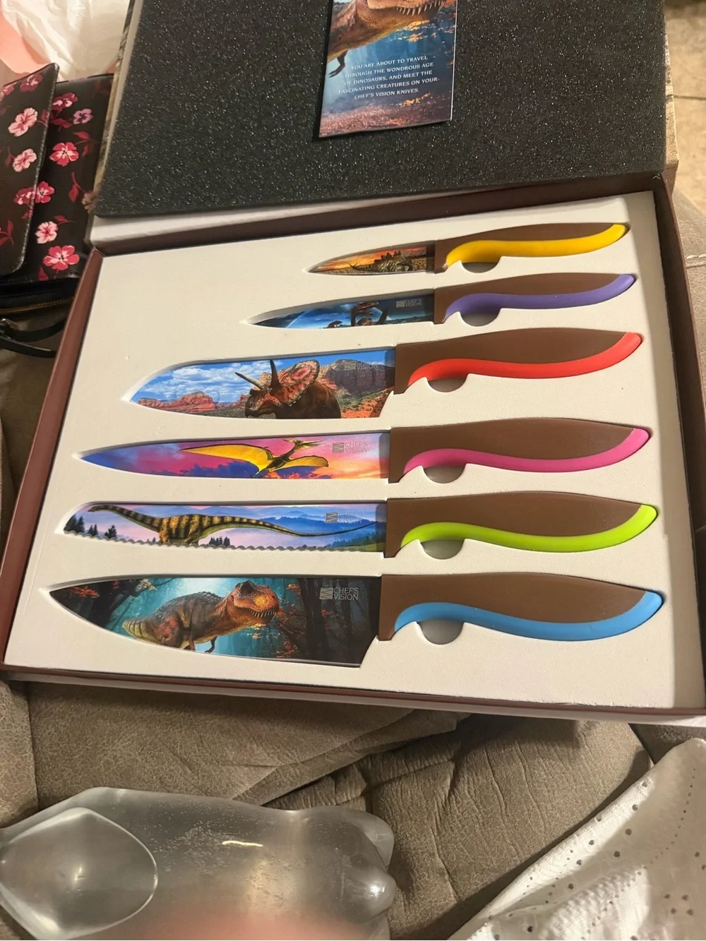 Multicolor Decorative Knife Set with Artistic Blades dinosaurs
